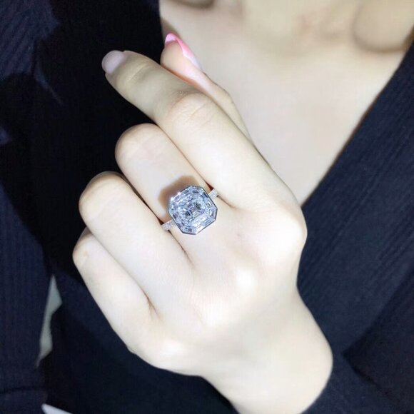 Luxury Engagement Clear Gem CZ Large Square Noble Thin Wedding Ring, K864 - Picture 4 of 7